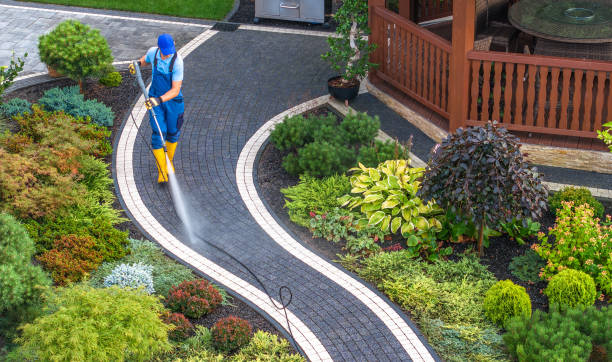 Why Choose Our Certified Pressure Washing Experts for Your Project Needs in Red Oaks Mill, NY?